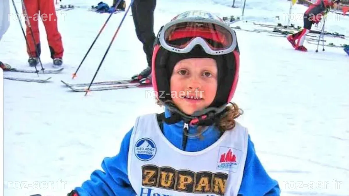 Who are Jannik Sinner's parents, Johann Sinner and Siglinde Sinner?