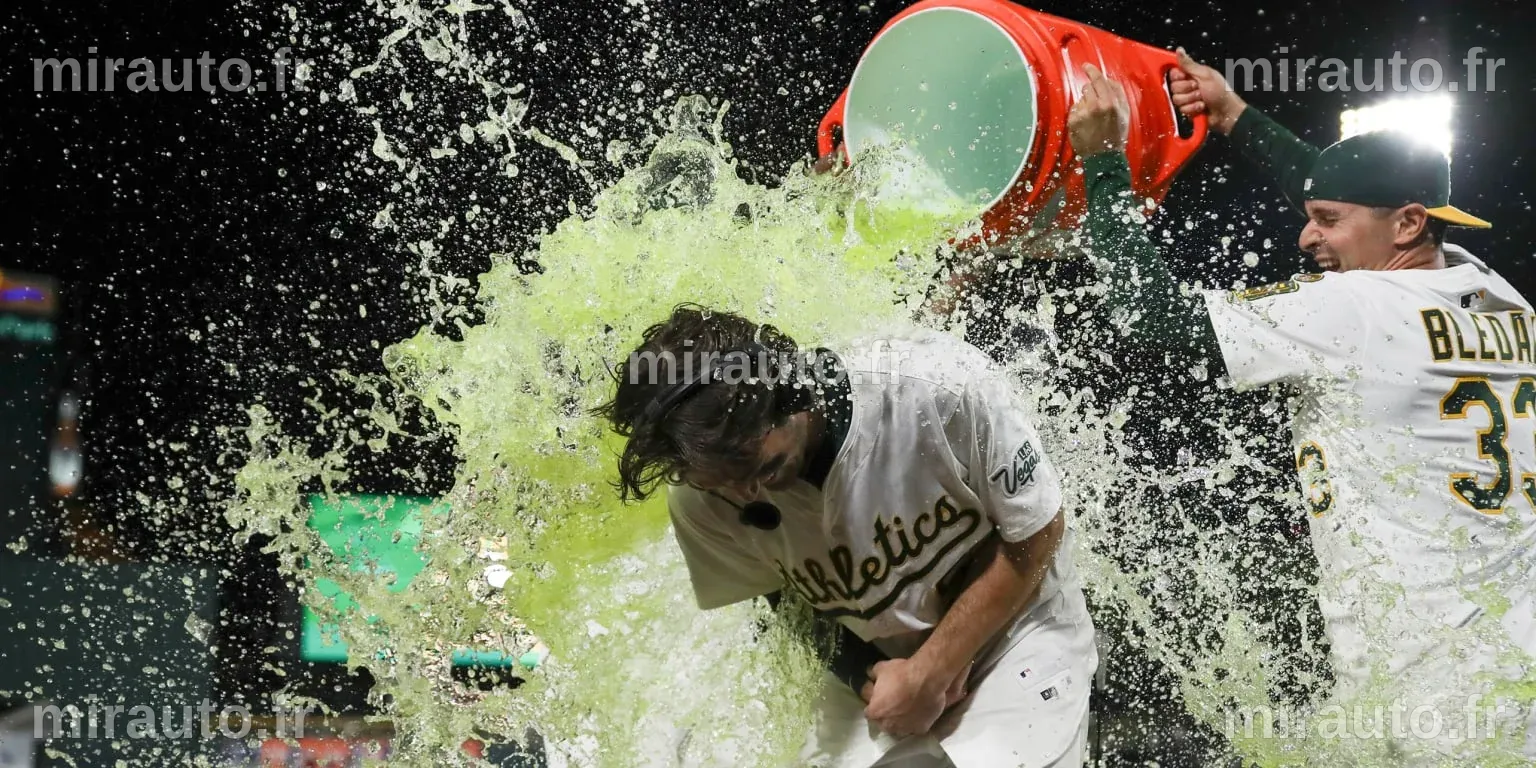 Jacob Wilson propulse les Athletics vers une victoire de 2-1, mettant fin à une série de sept défaites face aux Rangers