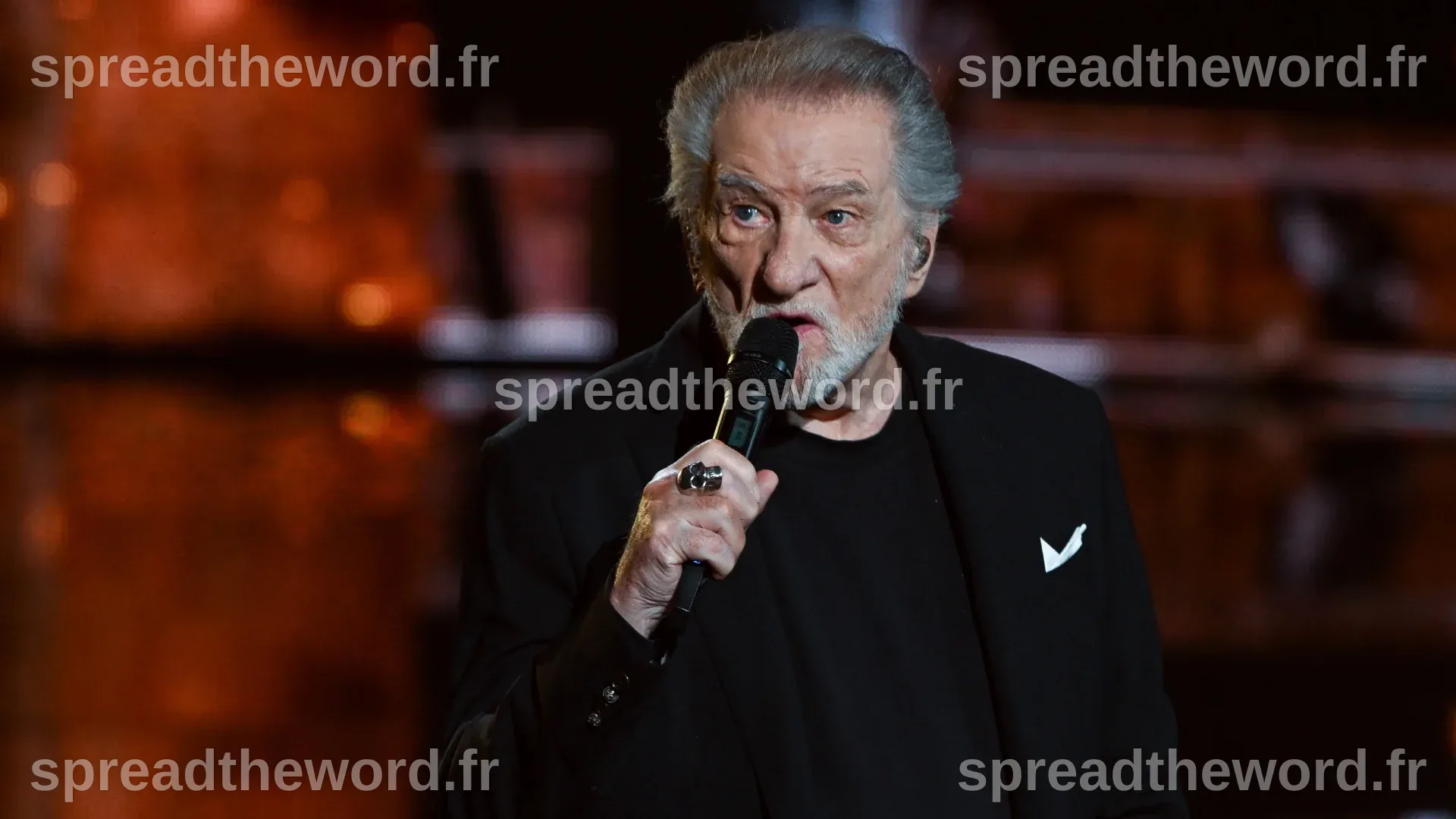 Quel âge Eddy Mitchell ? - Cirque Materiel Jongleri