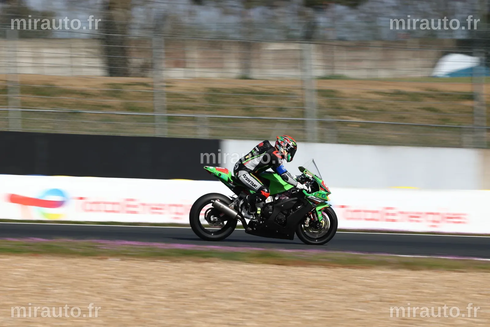 Le BMW Motorrad World Endurance Team s'illustre lors des essais libres des 24 Heures Motos