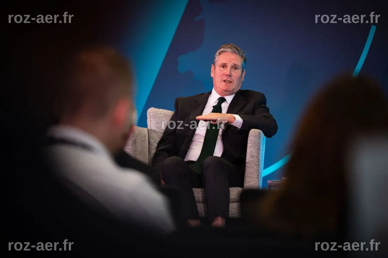 Royaume-Uni : à Liverpool, le travailliste Keir Starmer peine à ...
