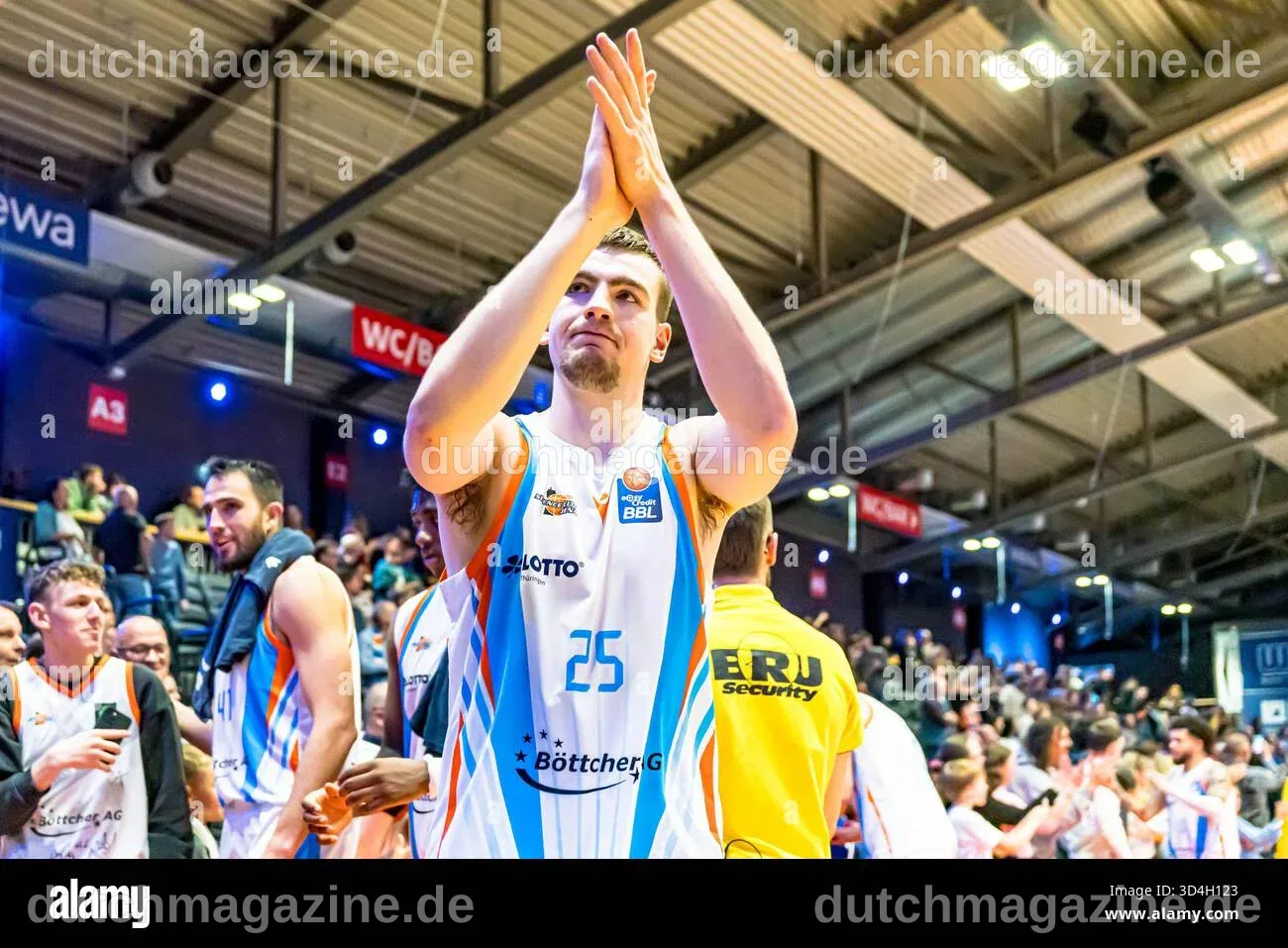 Jena, Deutschland 08. November 2025: 1.BBL - 2025/2026 - Science City ...