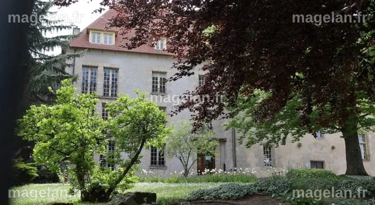 Nathalie Baye : sa maison où elle vivait avec Johnny Hallyday