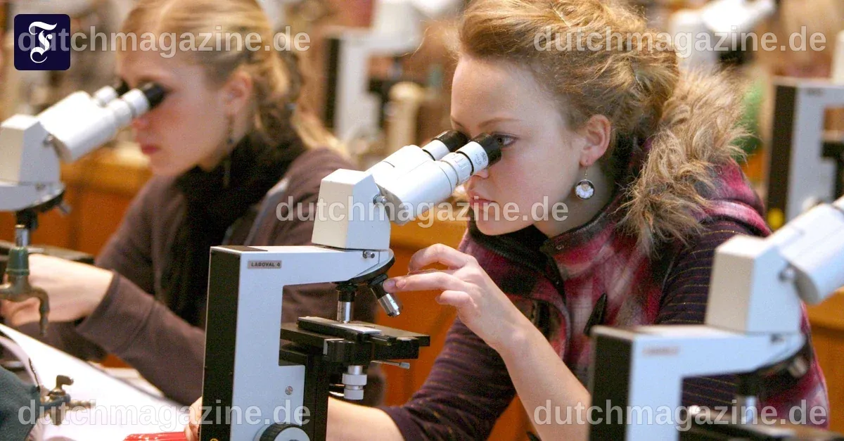 Kolumne „Uni live“: Was ist eigentlich Medizin? | FAZ