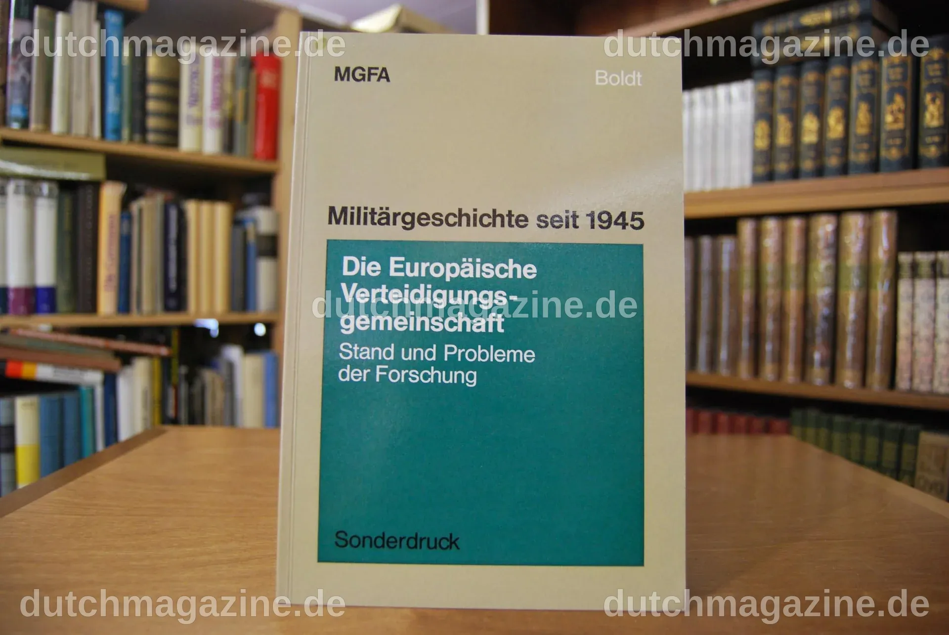 Sonderdruck des Aufsatzes: "Die Kirchen und die EVG. Zu den ...