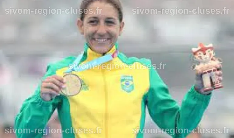 Triatleta brasileña campeona panamericana y ganadora del Ironman de ...
