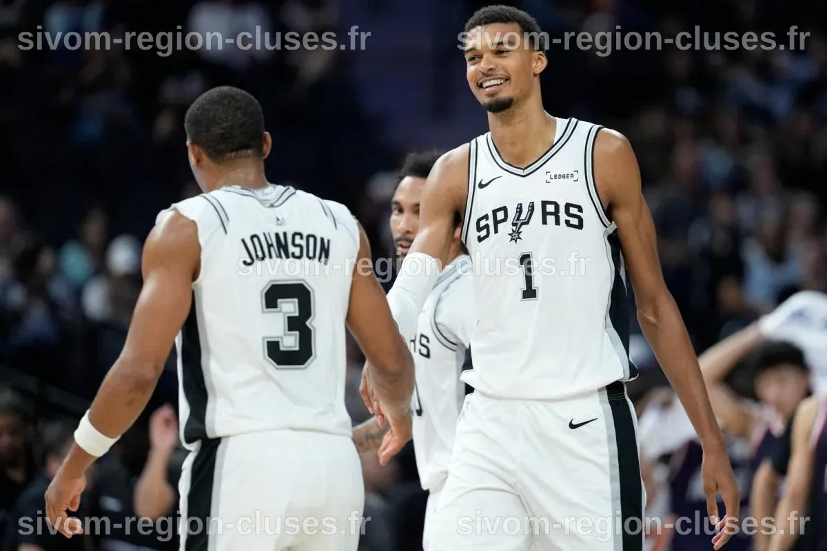 Pour son premier match de pré-saison NBA avec les Spurs, Victor ...