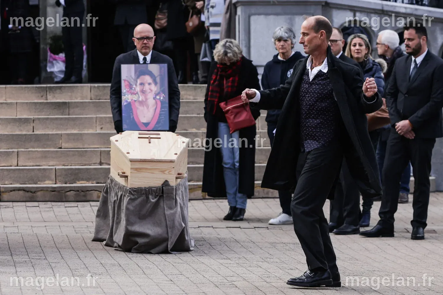Meurtre d'Agnès Lassalle à St-Jean-de-Luz : son compagnon danse devant ...