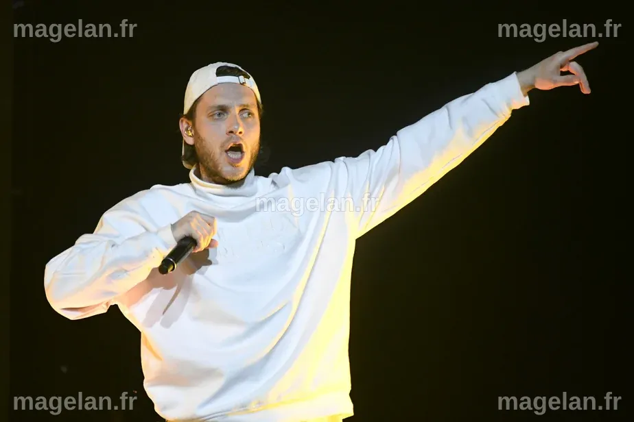 Le rappeur Loud fait un don et dénonce le racisme systémique | La Presse