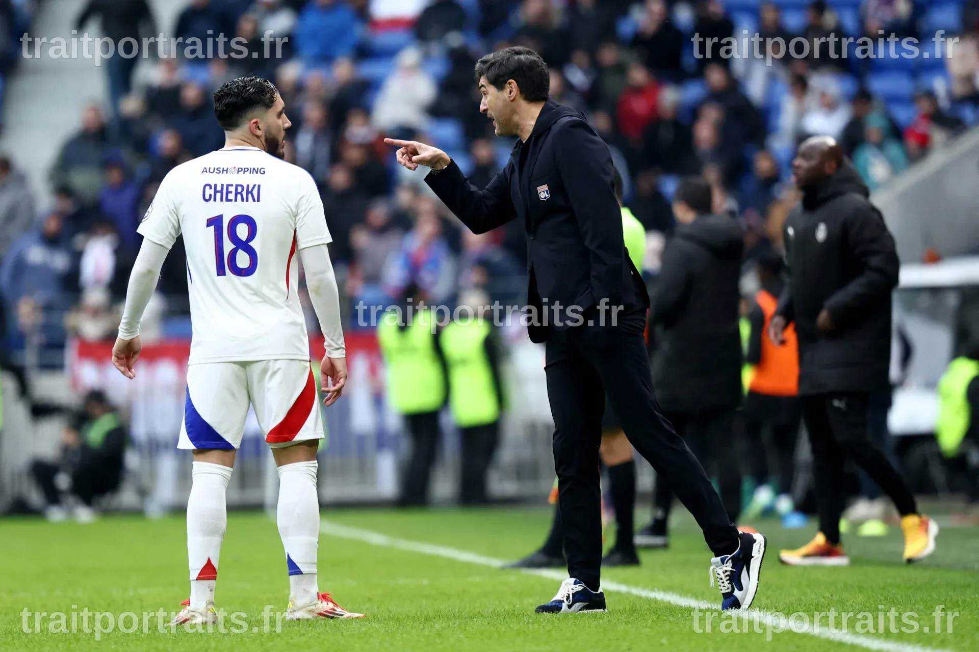 Stratégie innovante de Fonseca : L'OL renverse le PSG avec brio