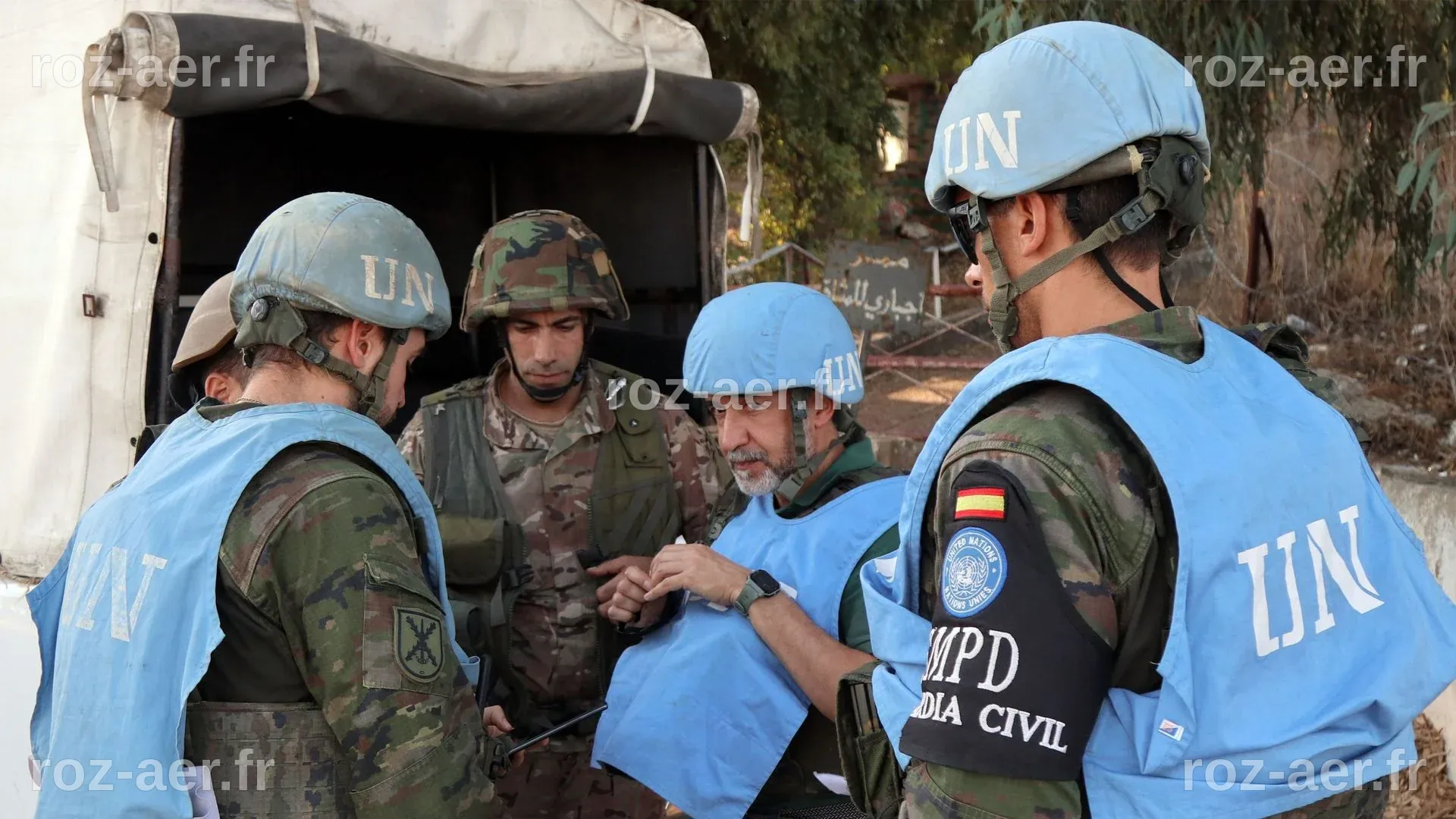 Guerre au Proche-Orient : des Casques bleus à nouveau touchés par des ...