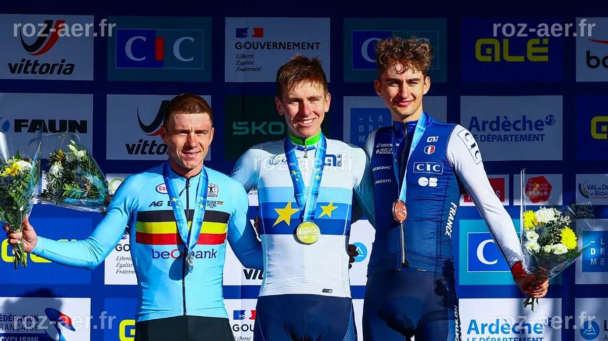 Championnats d'Europe 2025 : Tadej Pogacar rafle l'or en solitaire ...