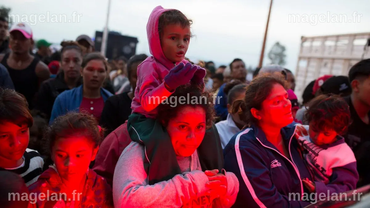 Migrant caravan leaves Mexico City, with eyes on march to US border ...