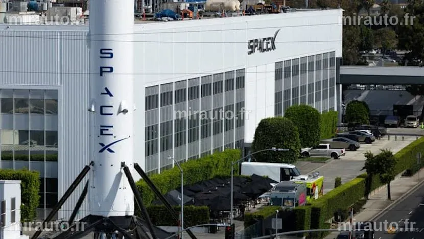 SpaceX renégocie sa dette avec un prêt temporaire de 20 milliards de dollars avant son introduction en bourse