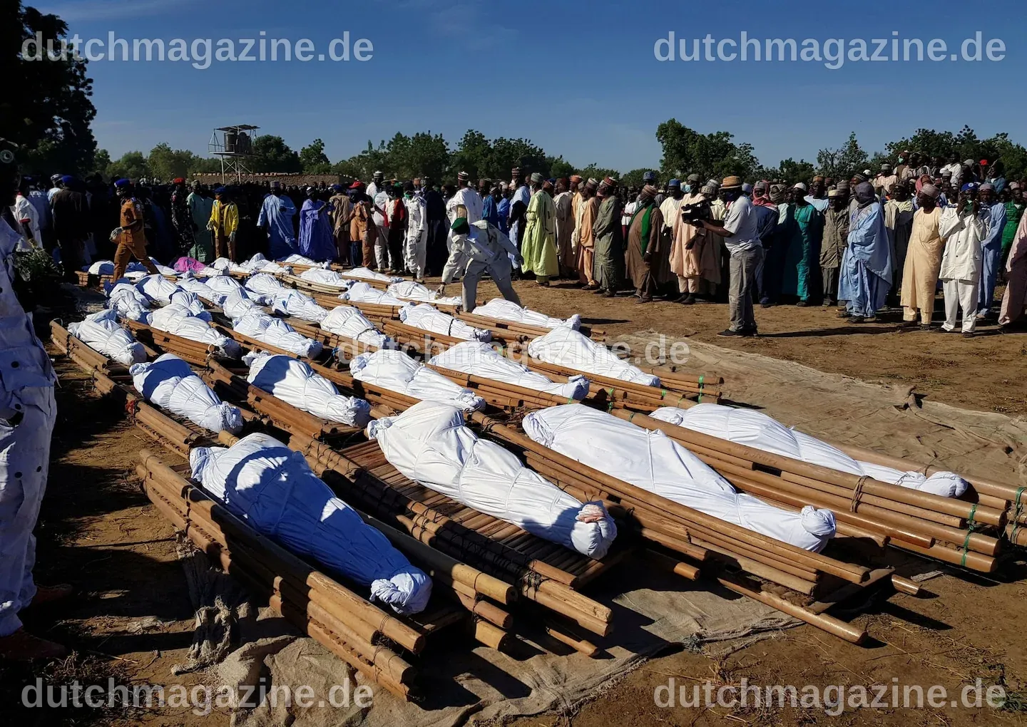 Islamistische Militante töten 11 Menschen und stecken Häuser in Nigeria in Brand