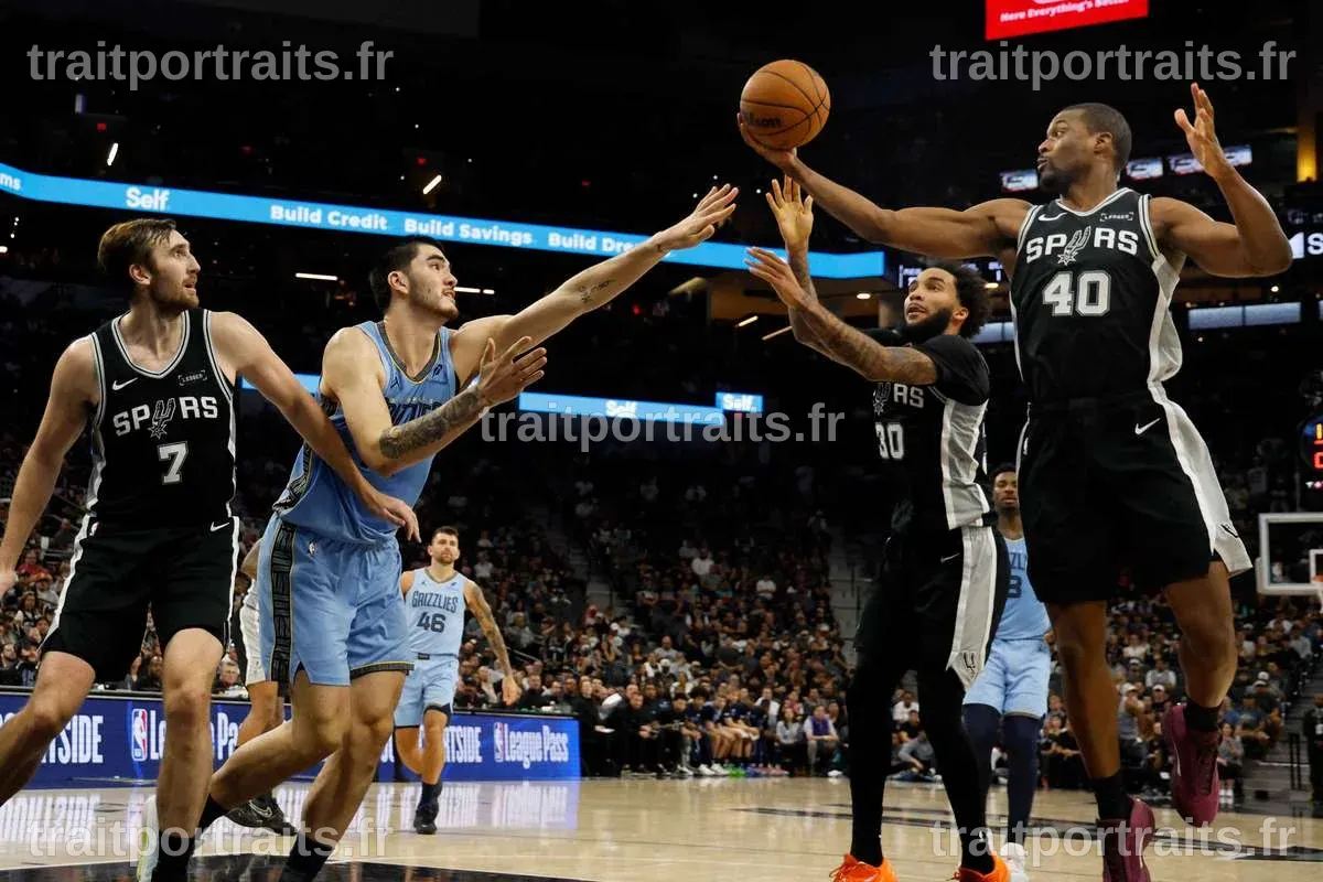 NBA : LeBron James brille à Houston, les Spurs prennent les devants sans Wembanyama