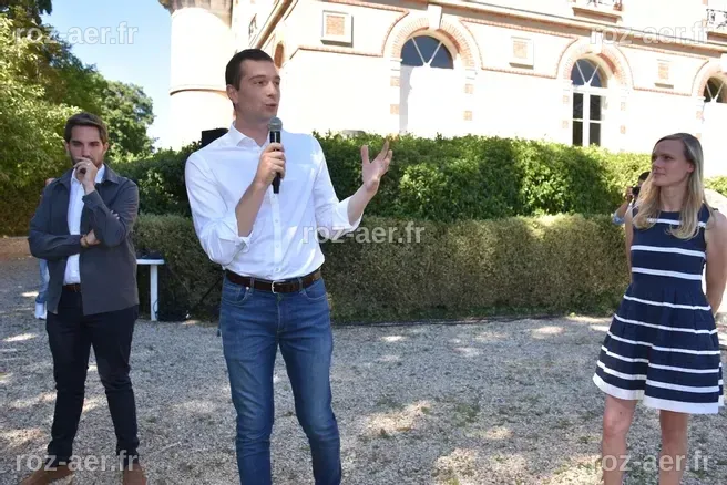 Jordan Bardella Taille Poids : La Métamorphose Physique du Jeune Leader ...