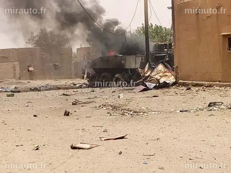 Attaques coordonnées : explosions et tirs à l'arme à feu à travers le Mali