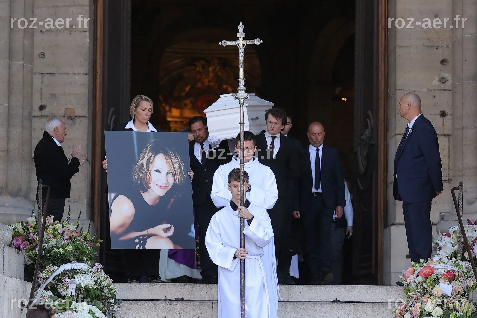 Nathalie Baye : Dernier adieu en toute intimité, Laura Smet soutenue par son époux