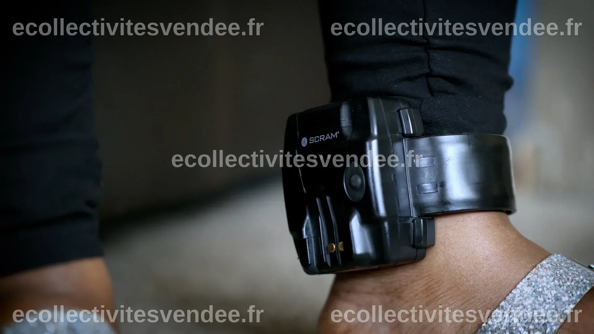 Tirs à l'hôpital en Suède : L'homme face à la justice après avoir été placé sous surveillance électronique avant le meurtre d'un policier