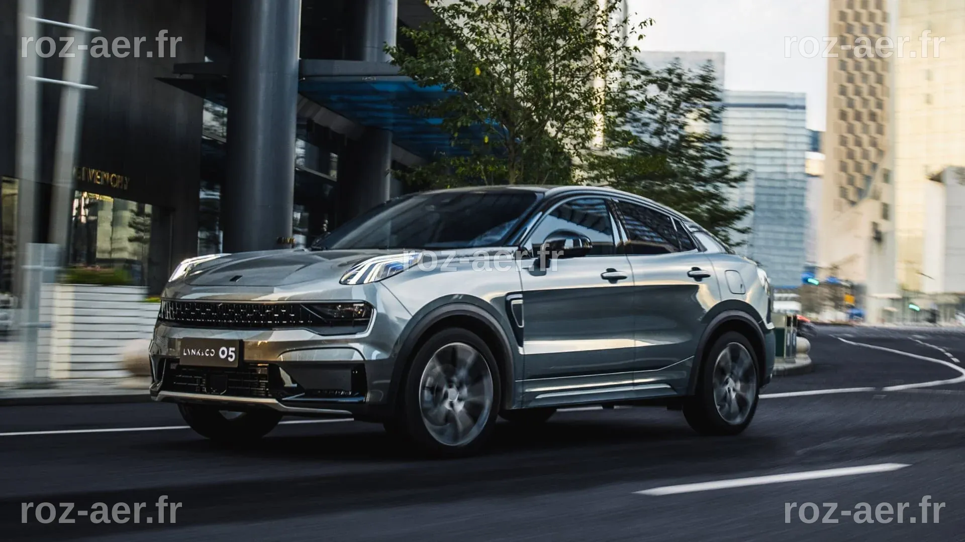 Lynk & Co 05 Premium SUV with Modern Technology