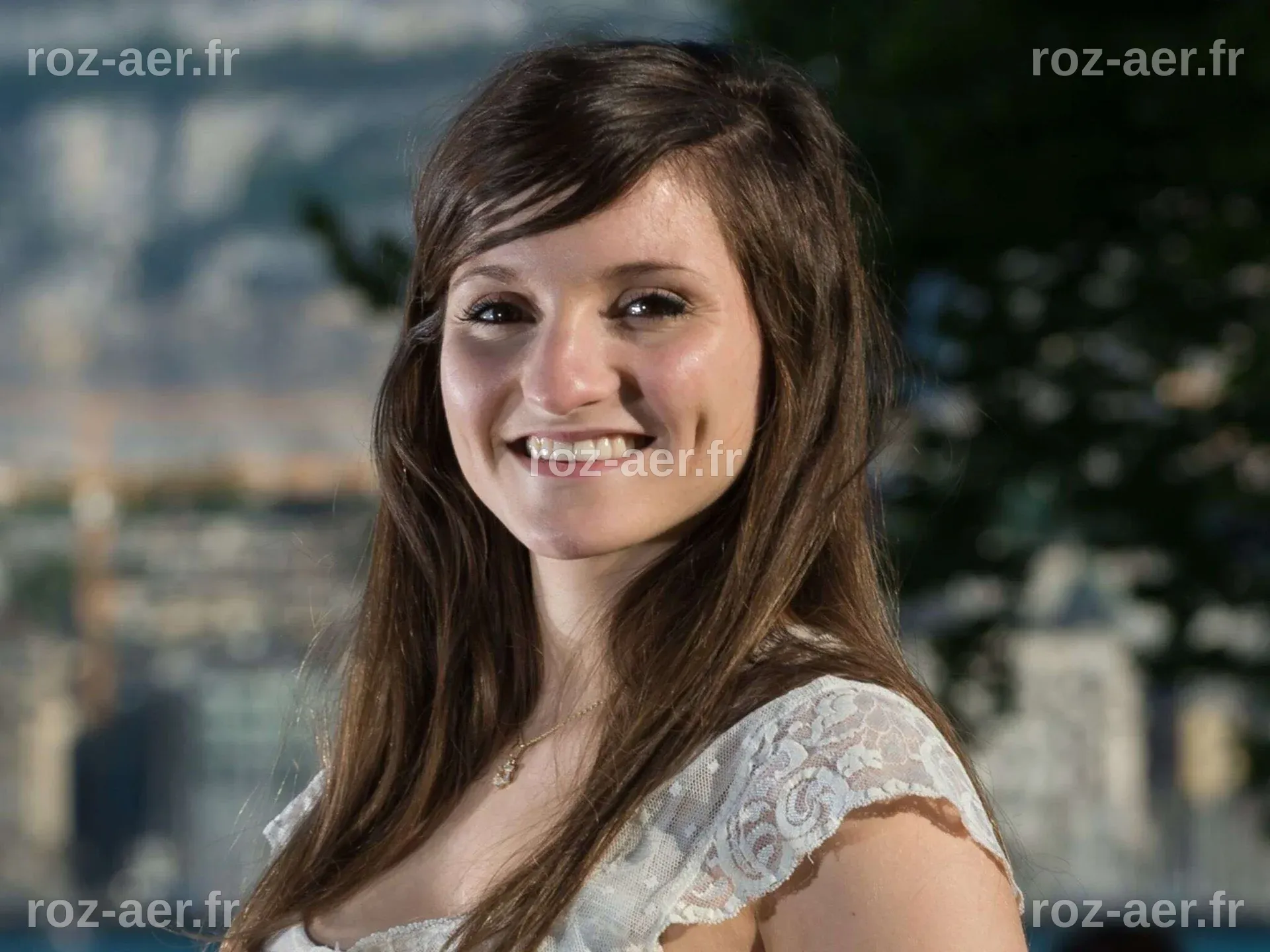 Noémie Honiat Taille - Célèbre Blog