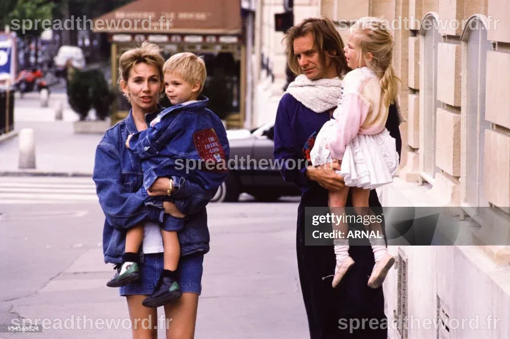 Sting avec son amie Trudie Styler et leurs enfants le 5 juin 1988 à ...