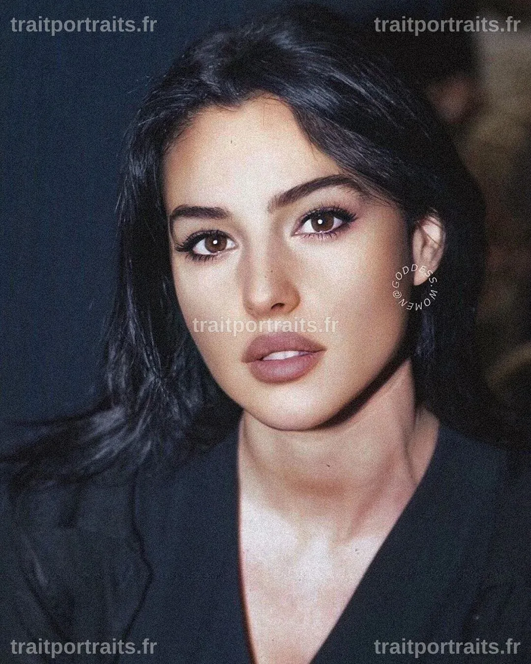 Monica Bellucci Jeune : L'Évolution d'une Icône de la Beauté Italienne