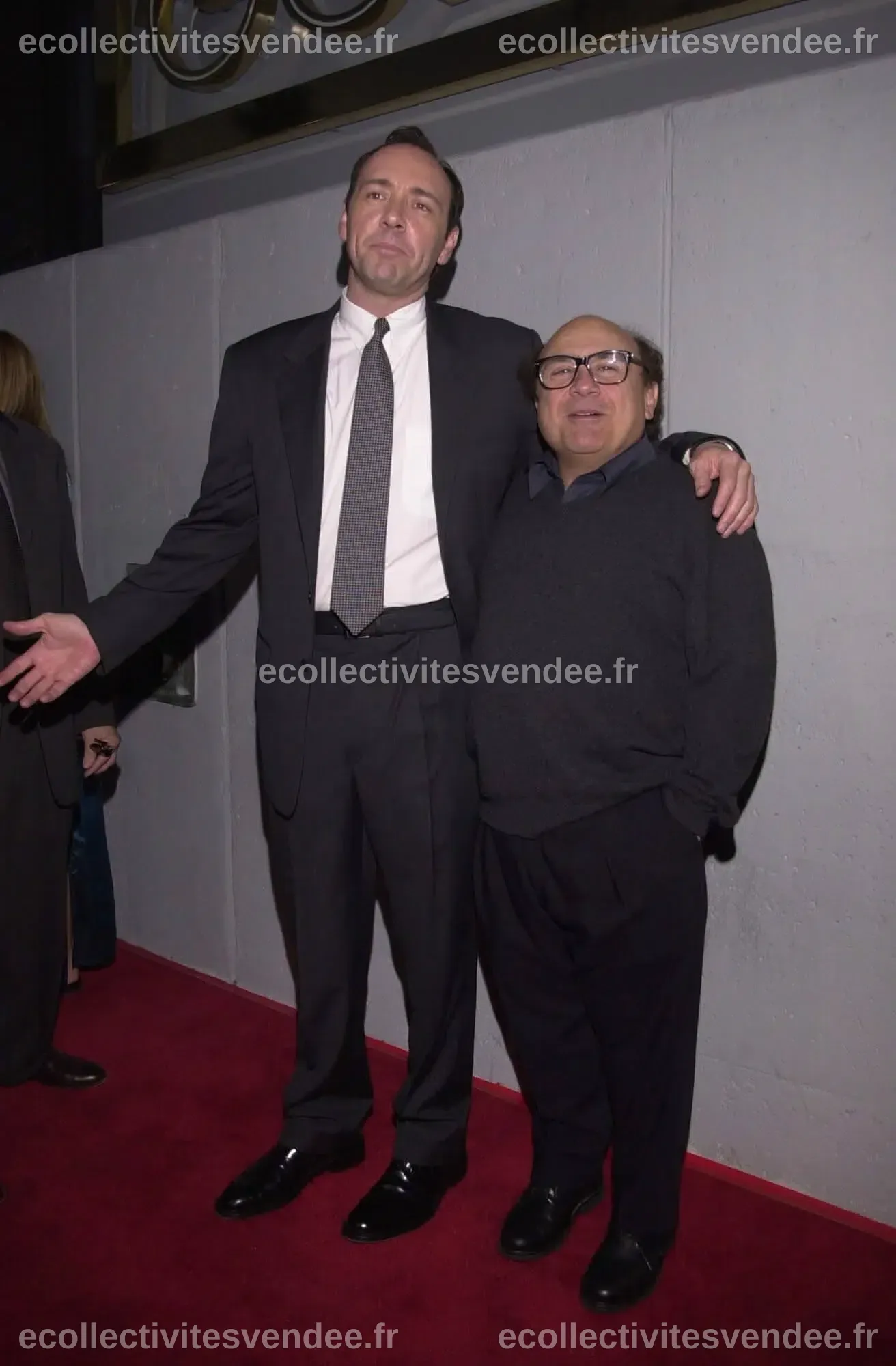 Tout savoir sur la taille de Danny DeVito : Un acteur emblématique