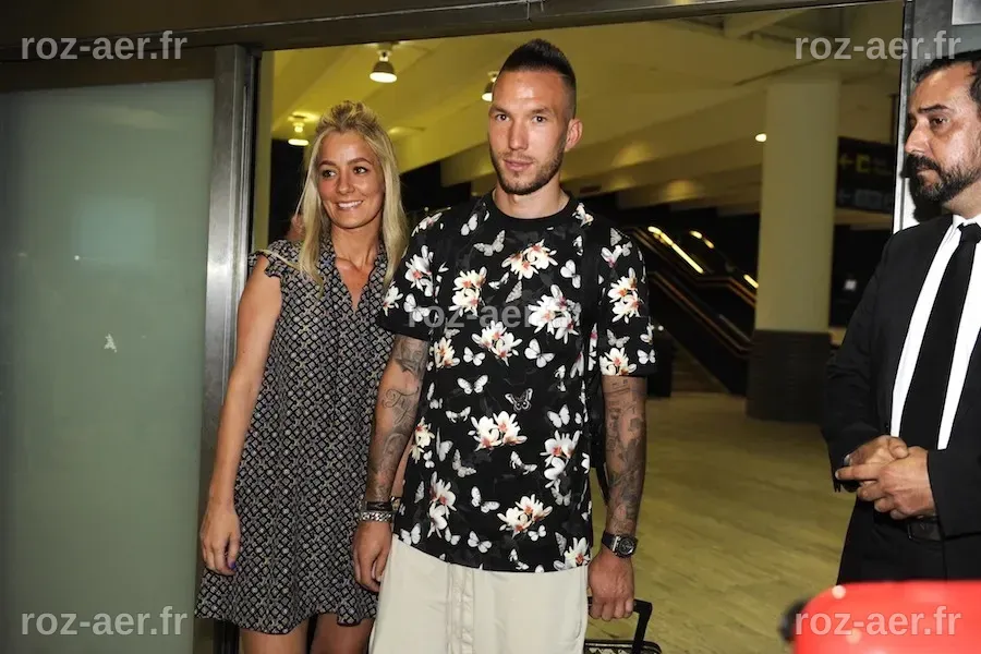 Didier Digard Et Sa Femme - Médias Célèbres