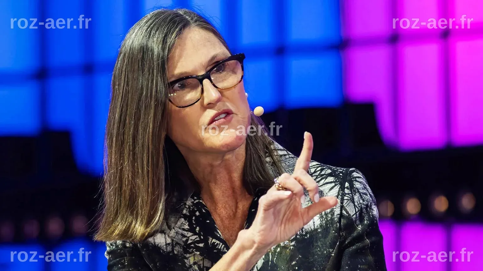 Cathie Wood investit 18 millions de dollars dans des actions d'IA en difficulté