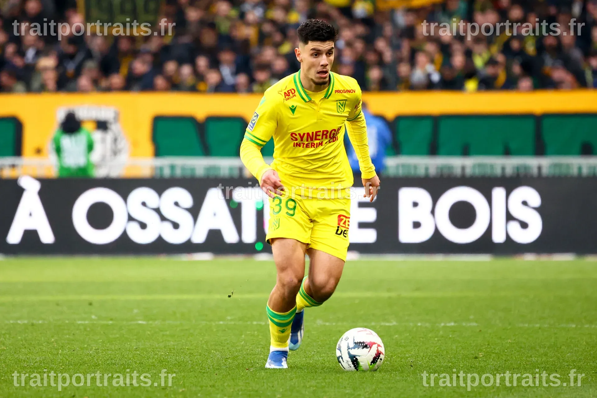 Nantes inflige une défaite cuisante à l'OM : Abline et Ganago portent les Canaris vers le maintien