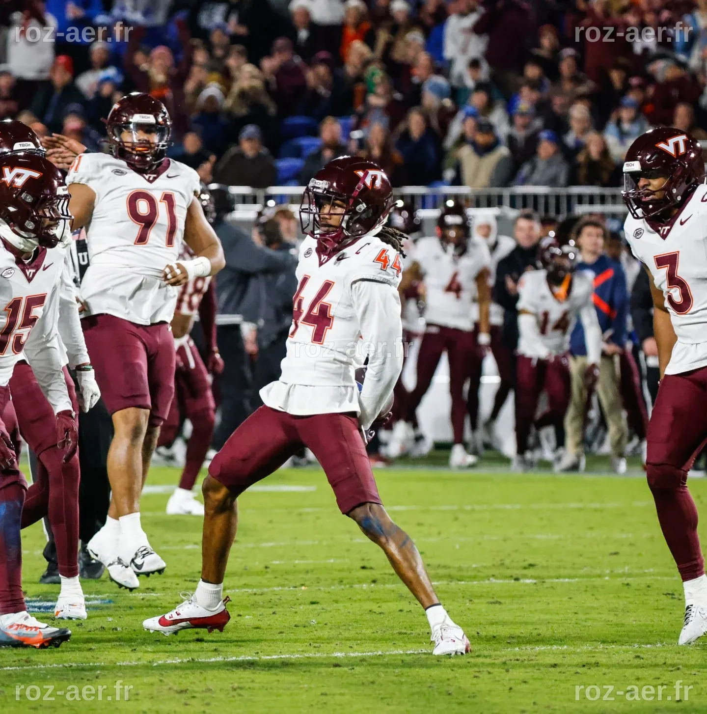 Virginia Tech Football : Le receveur Demarcus Brown rejoint les Hokies après avoir quitté les Cavaliers de Virginie