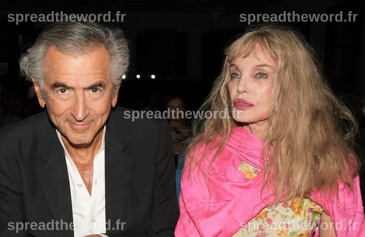 Arielle Dombasle : 