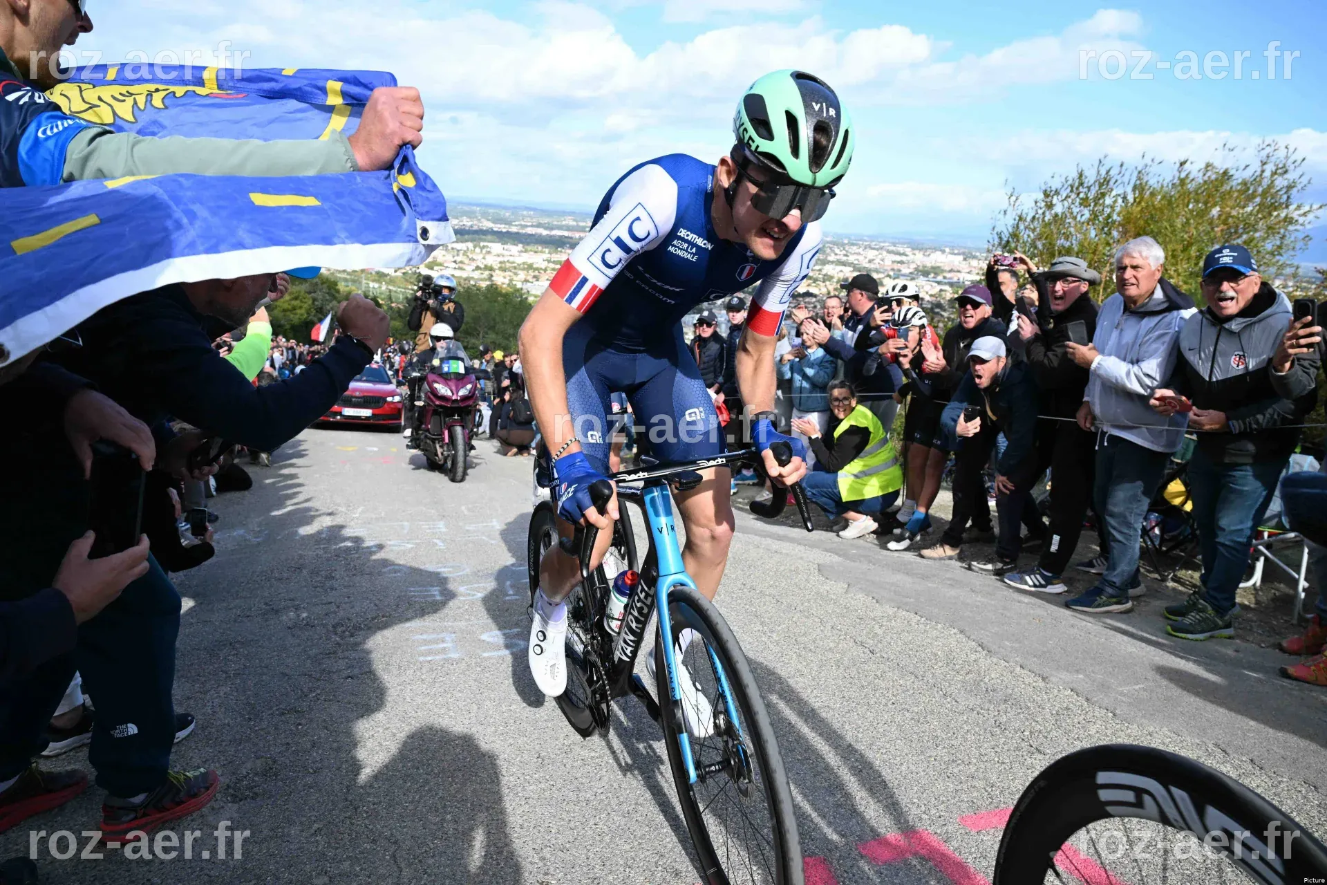 Tour de France 2026 : Paul Seixas, le prometteur cycliste qui vise le podium