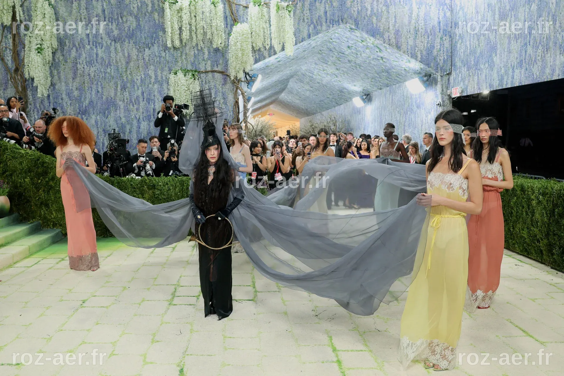 Met Gala 2026 : Les looks les plus extravagants de la soirée, de Madonna à Heidi Klum