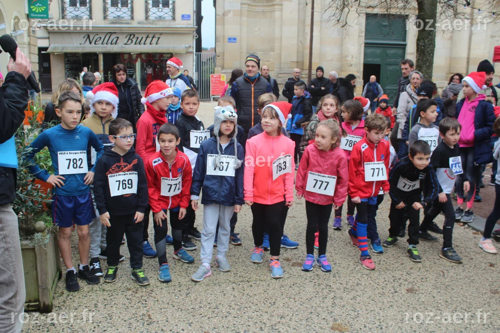 SPORT ET LOISIRS. Autun: les courses jeunes de la 10e corrida d'Autun ...