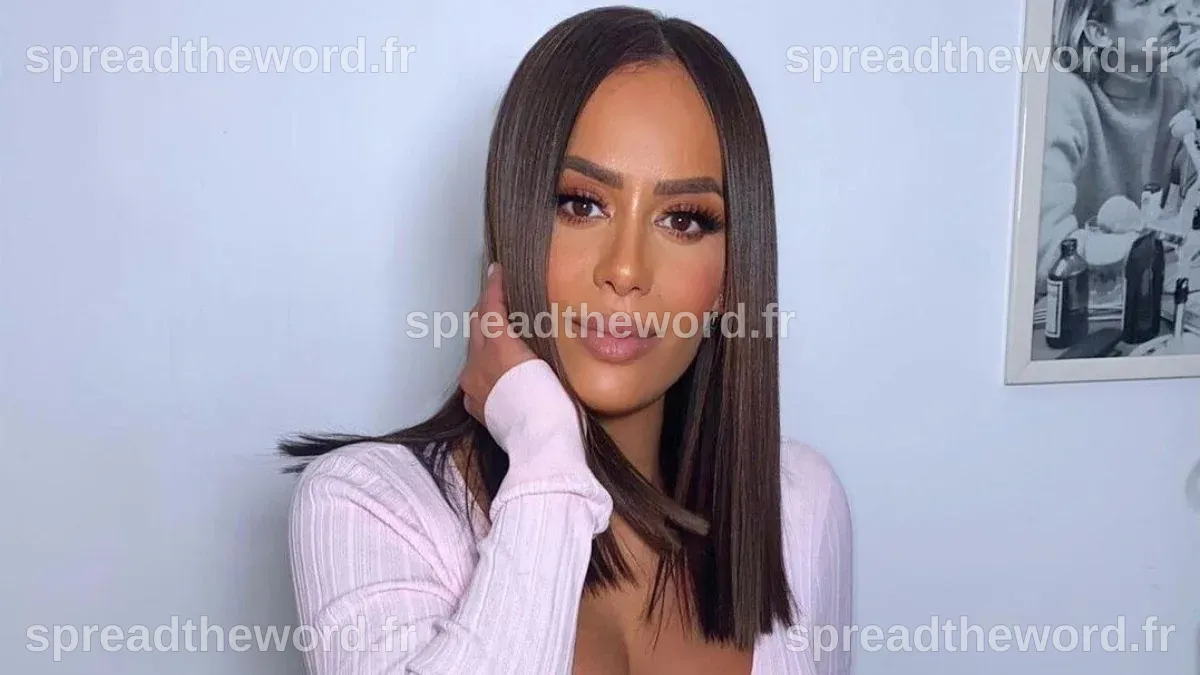 Amel Bent a obtenu la nationalité algérienne : 