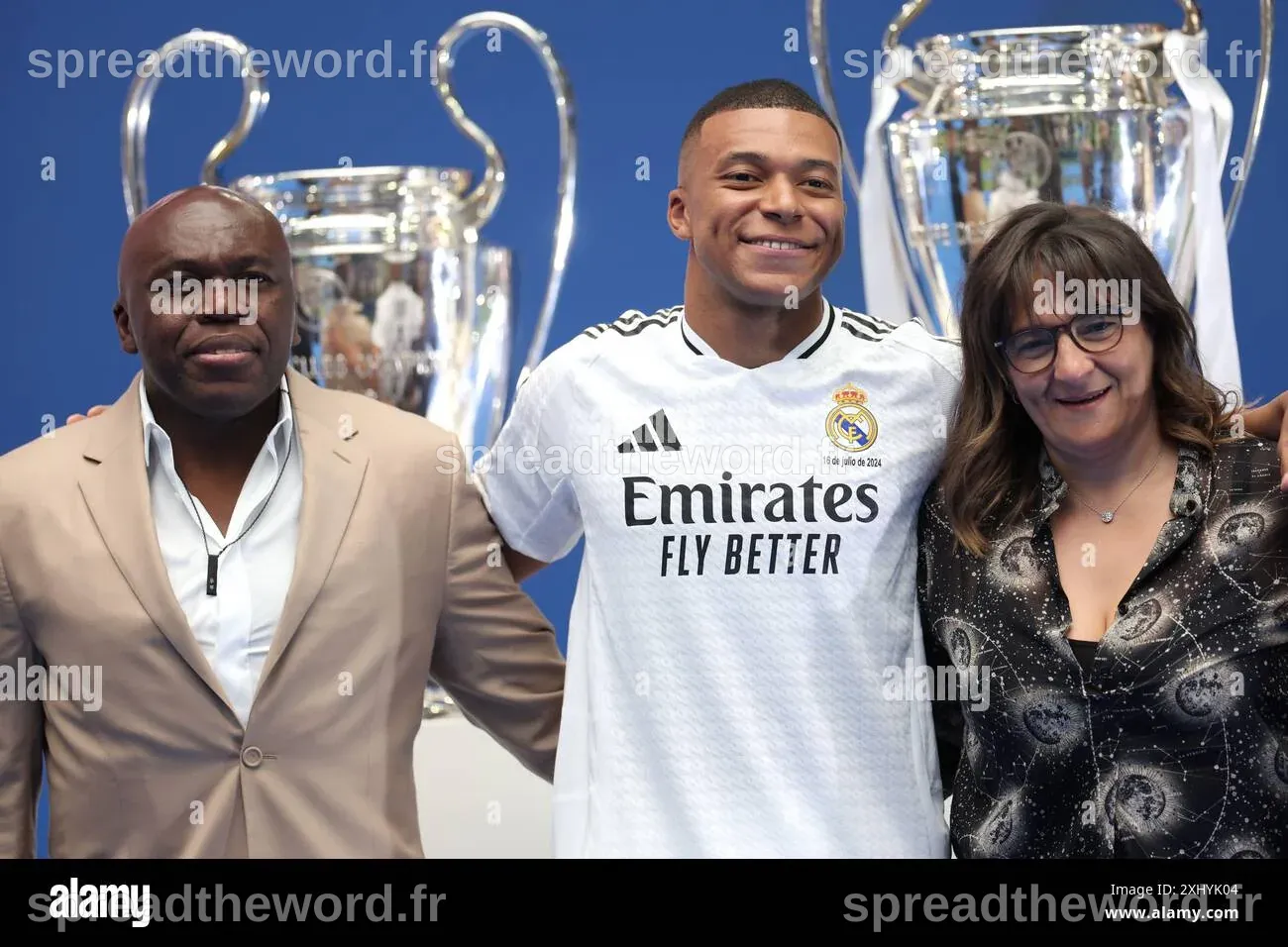 New Real Madrid player Kylian Mbappe with parents Wilfried Mbappe and ...