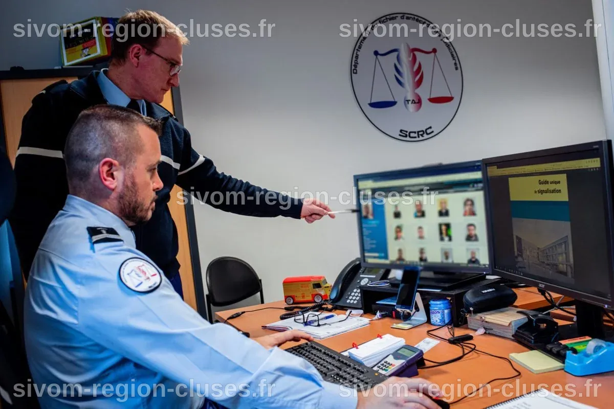 Comment Devenir Enquêteur Criminel : Quelles Étapes Suivre