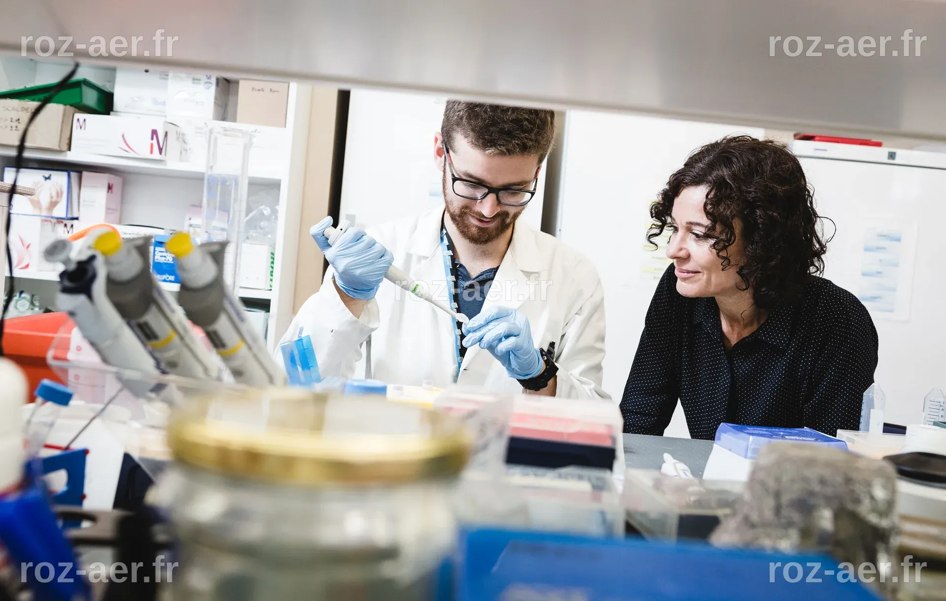 Un chercheur russe et un scientifique américain trouvent refuge auprès du CNRS pour préserver leur recherche
