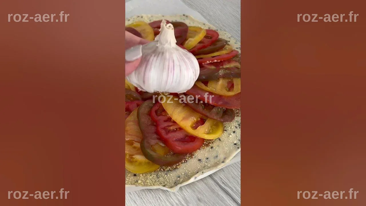 TARTE À LA TOMATE @louloukitchen - MEILLEURE RECETTES - YouTube