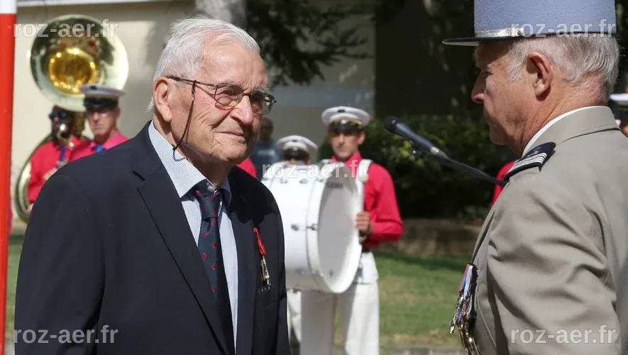 Roger Laboup reçoit la Légion d'honneur - ladepeche.fr