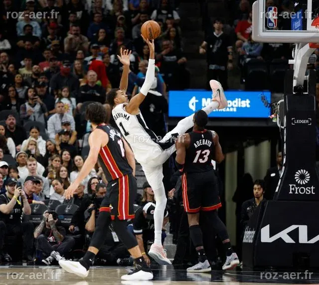 Victor Wembanyama et les Spurs signent leur meilleur début de saison en NBA