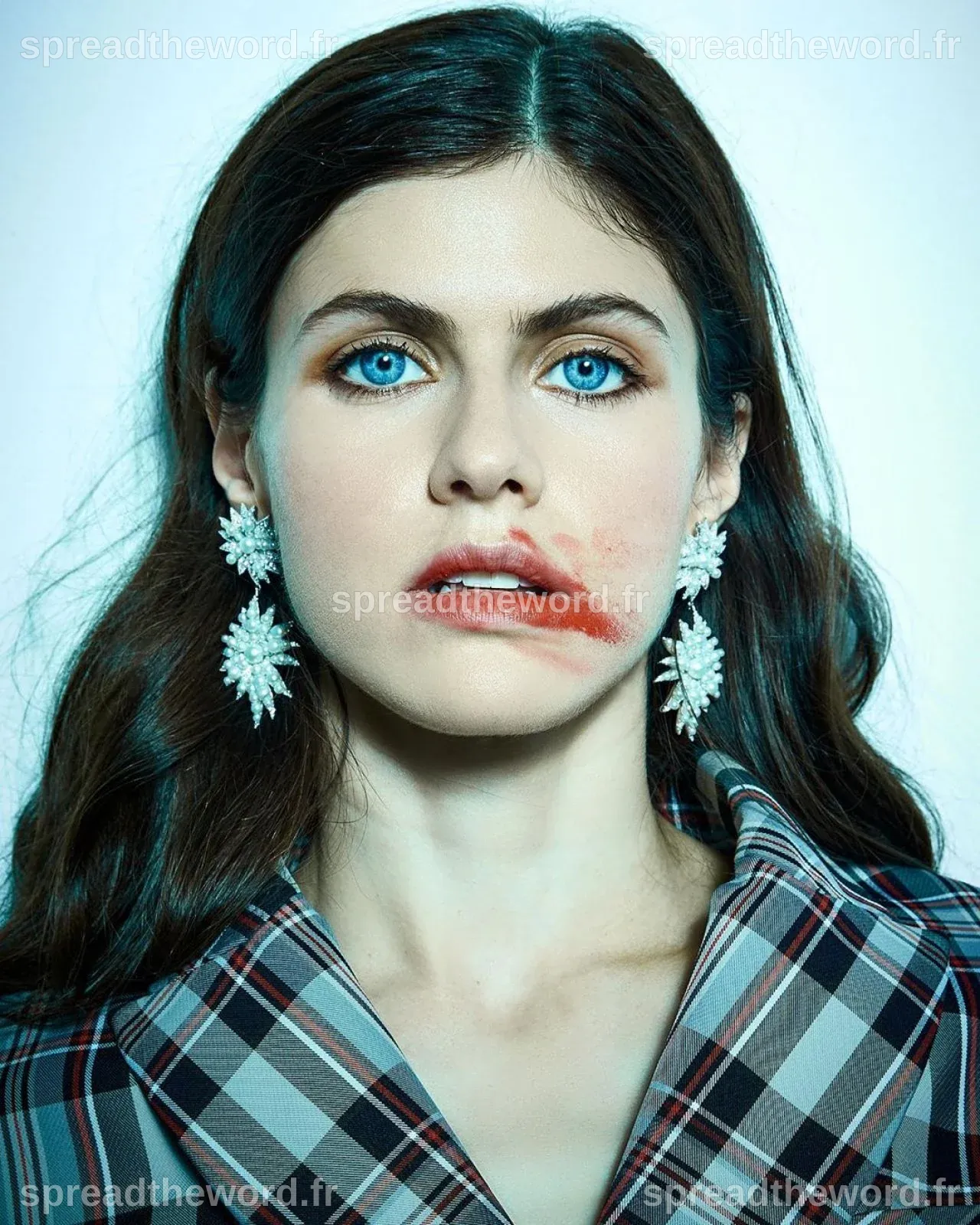 Alexandra Daddario Cosmopolitan