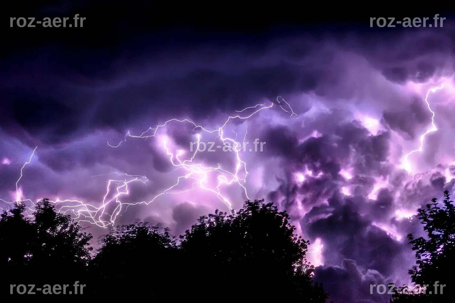 Thunder Sky Wallpapers - Top Free Thunder Sky Backgrounds - WallpaperAccess