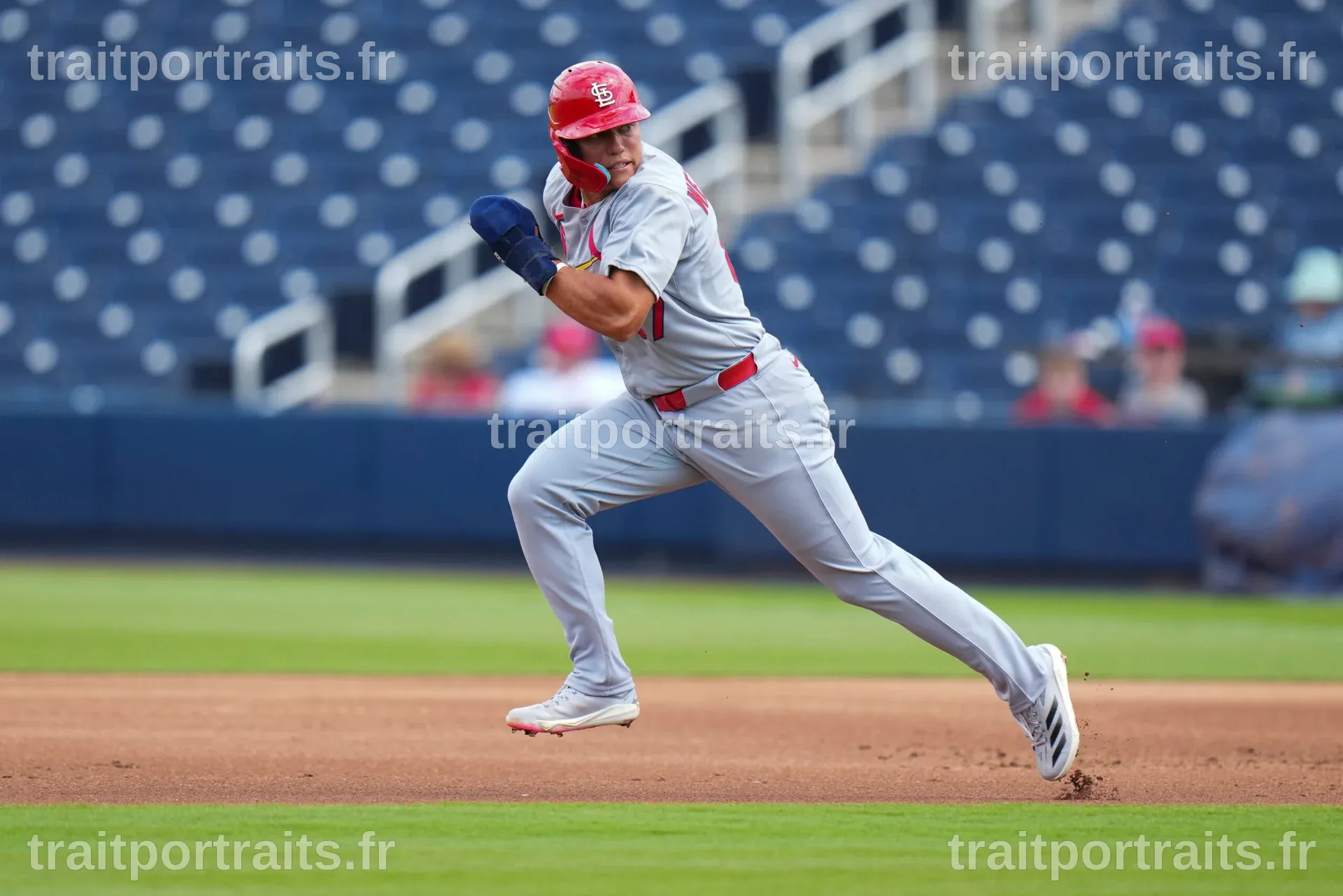 Le lancement puissant de JJ Wetherholt propulse les Cardinals de St. Louis vers une victoire contre les Athletics 6-4
